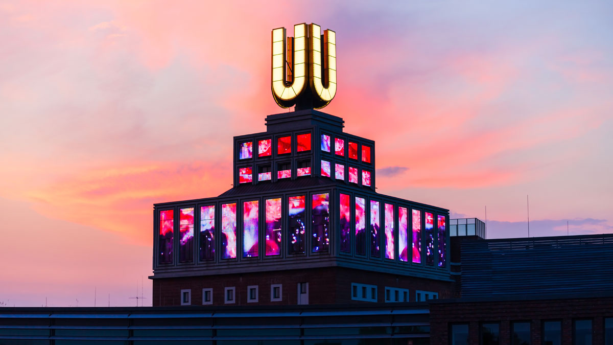 Kennt jeder, der diese Stadt einmal besucht hat. Den Dortmunder U-Turm der stillgelegten Union-Brauerei.