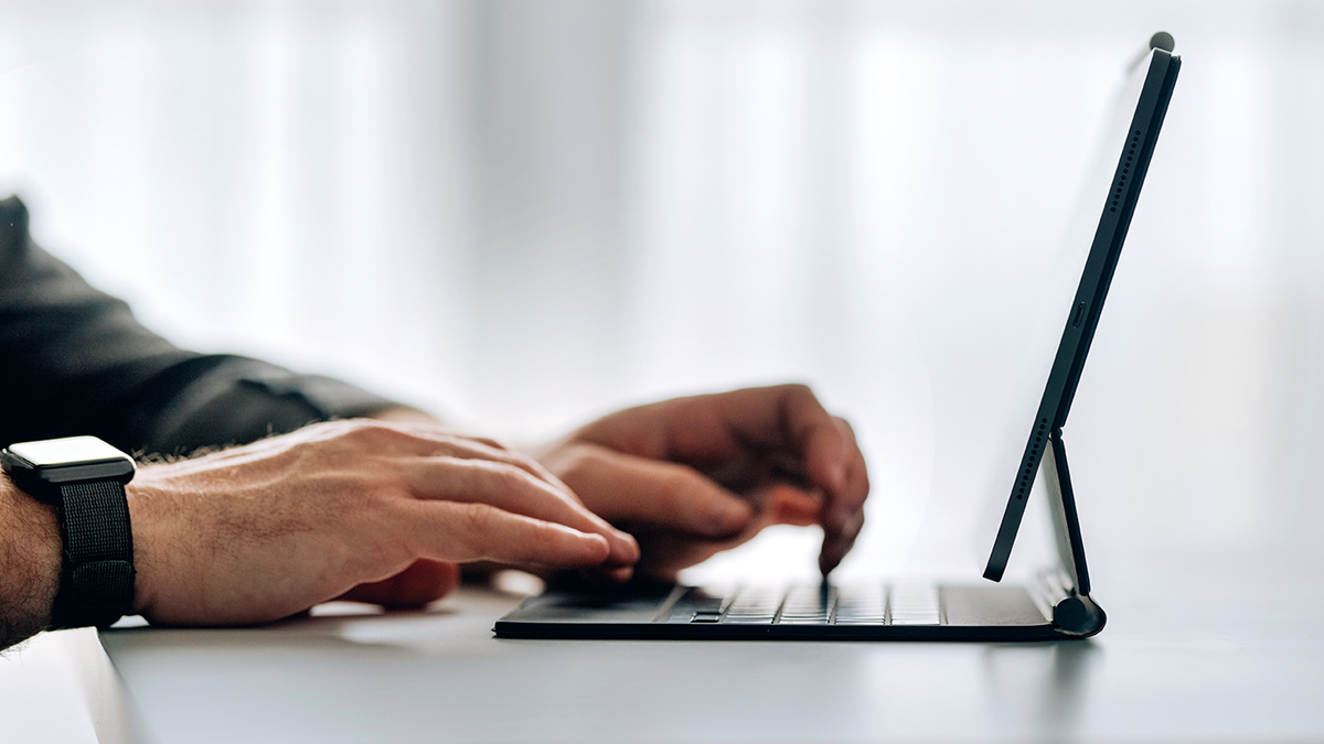 Makler müssen mehr für die Eintragung ins Handelsregister bezahlen, Foto: iStock.com / miniseries