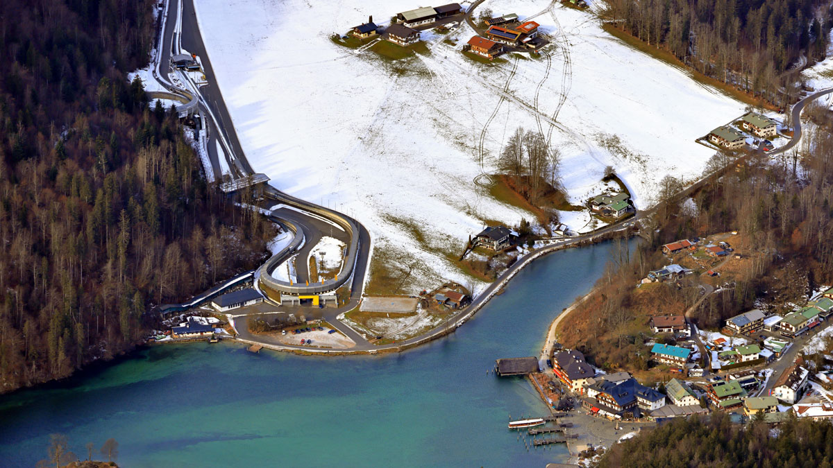 Olympia-Sieger Orte Bayern, Blick auf den Eiskanal in Schönau am Königssee