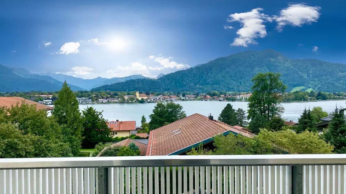 PM Ferienorte, Blick von Ferienwohnung auf den Tegernsee