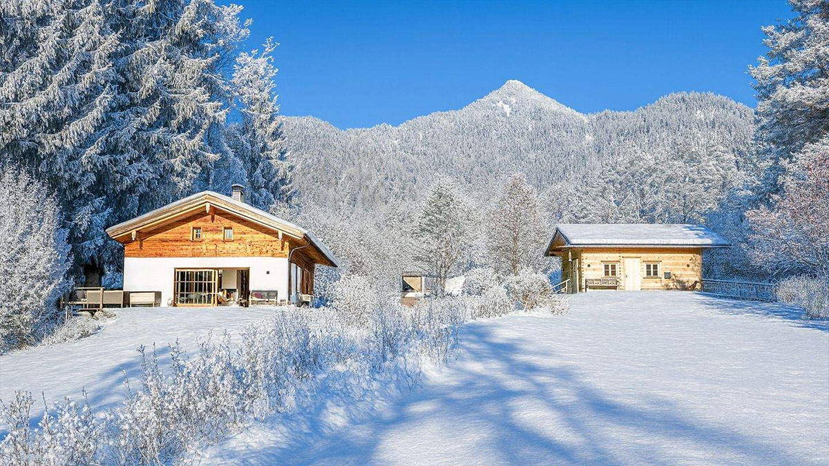 Traum-Chalet im Alpenglühen. Eine Rarität der Extraklasse in Lenggries.
