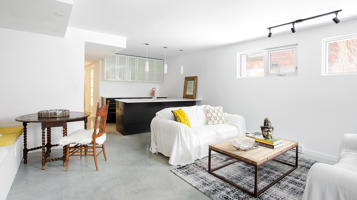 Keller verschönern, ein heller Wohnkeller