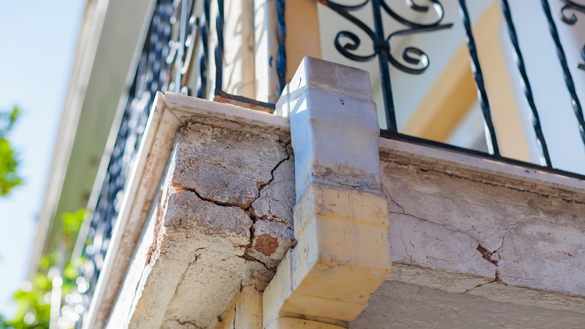 Mietminderung Balkon, Balkon mit Schäden