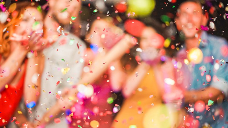 Feuerwerk Alternativen, Konfetti auf Silvester-Party