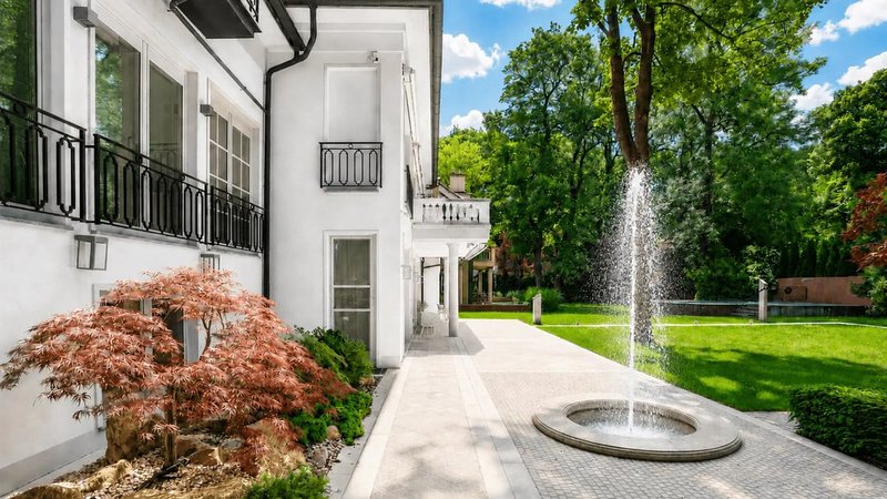 Die Villa in München-Bogenhausen sorgt im Ranking für eine Überraschung: Obwohl Immobilien in der bayerischen Landeshauptstadt üblicherweise zu den teuersten zählen, schafft es dieses Anwesen „nur“ auf Platz fünf. Foto: Duken & v. Wangenheim