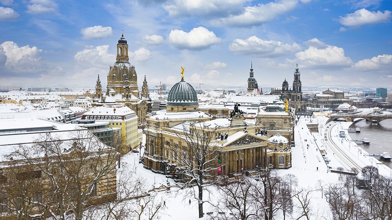 verschneite dresdner Innenstadt