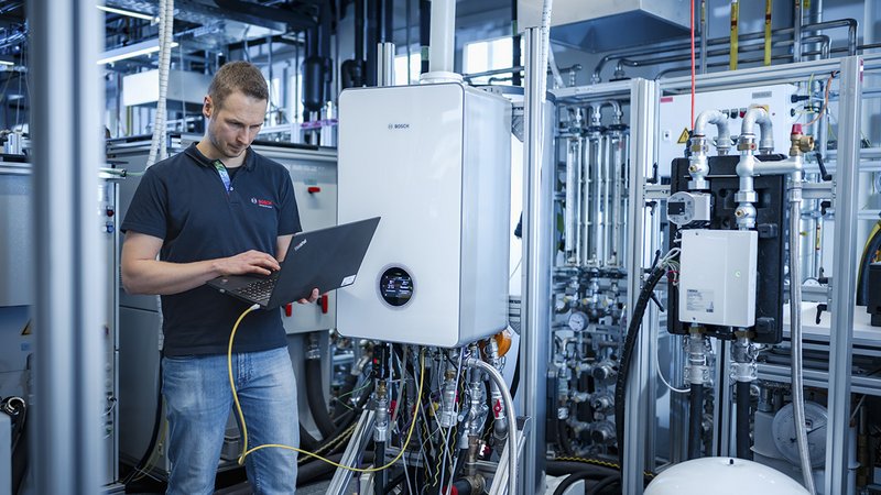 Im Prüflabor - eine Boschheizung